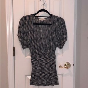 White House/Black Market Top SZ. XS